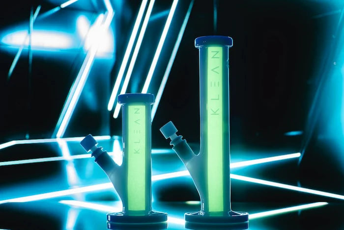 KLEAN Glass - White Series - Mini Straight (8")