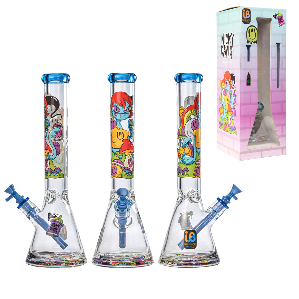 Nicky Davis Beaker (15.5")