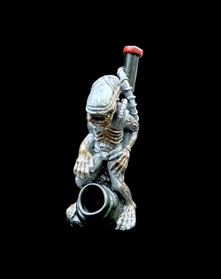 Resin Pipe - Foreign Creature