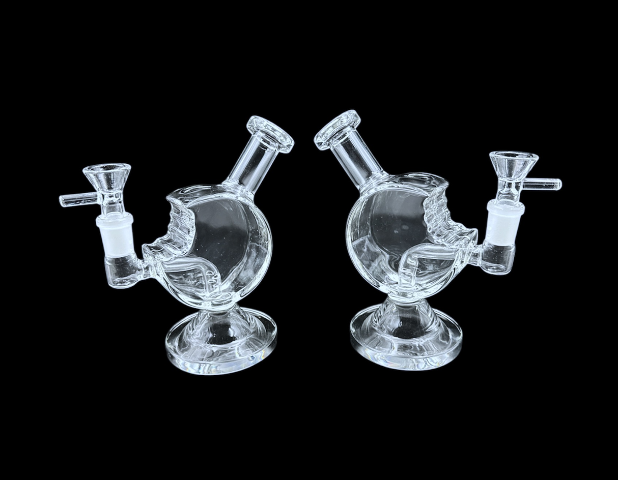 Glass Water Pipe - Cookie Bite Rig (6")