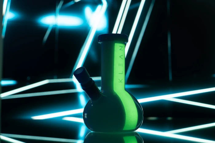 KLEAN Glass - White Series - Mini Bong (8")
