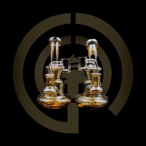 Glass Water Pipe - Shiny Gold Rig (6'")