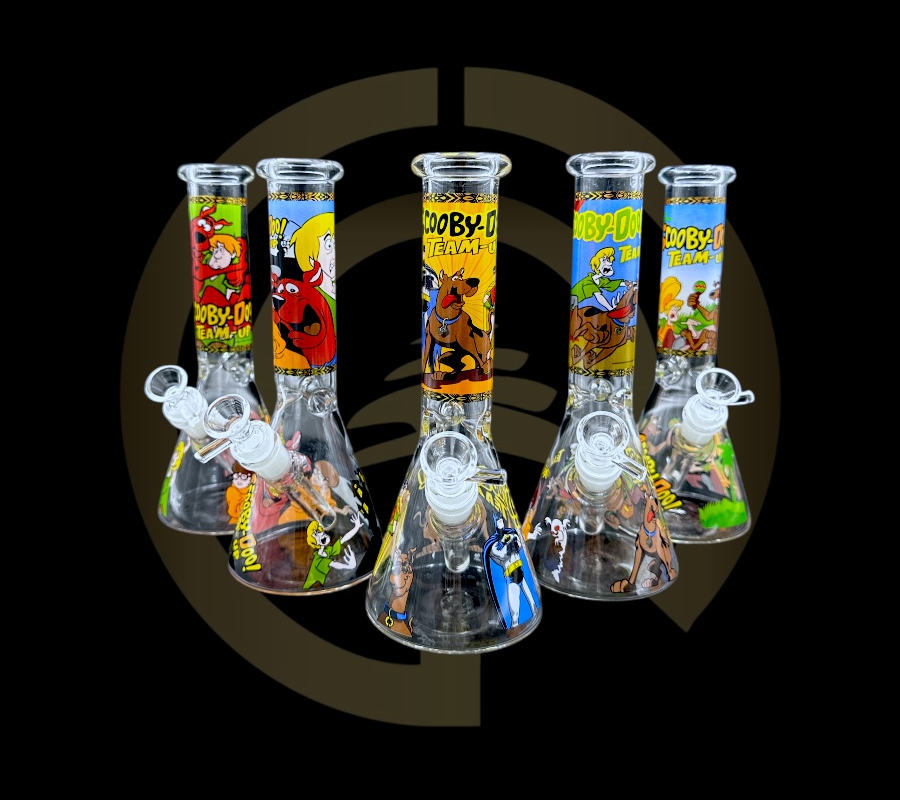 Glass Water Pipe - Famous Dog (10")