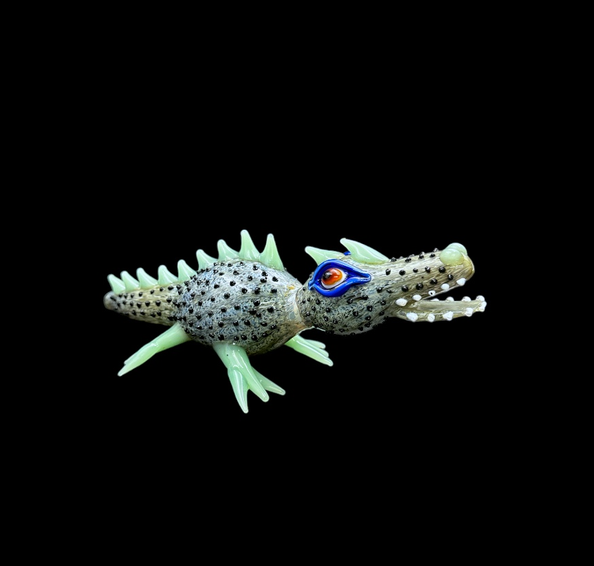 Glass Hand Pipe - Crocodile (10.5")