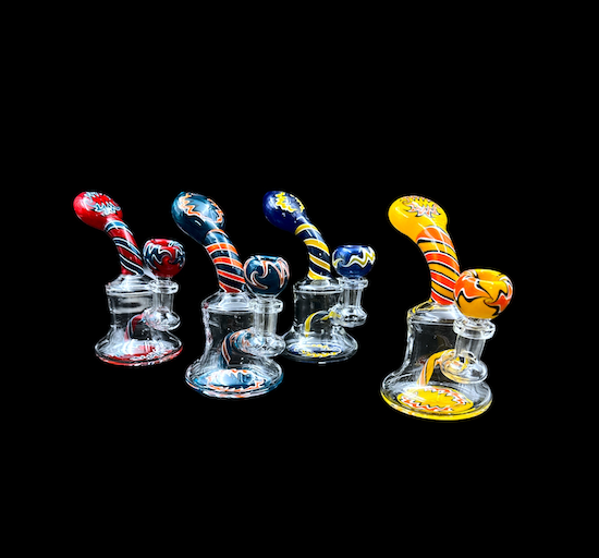 Glass Water Pipe - Wig Wag Straw Perc (6")